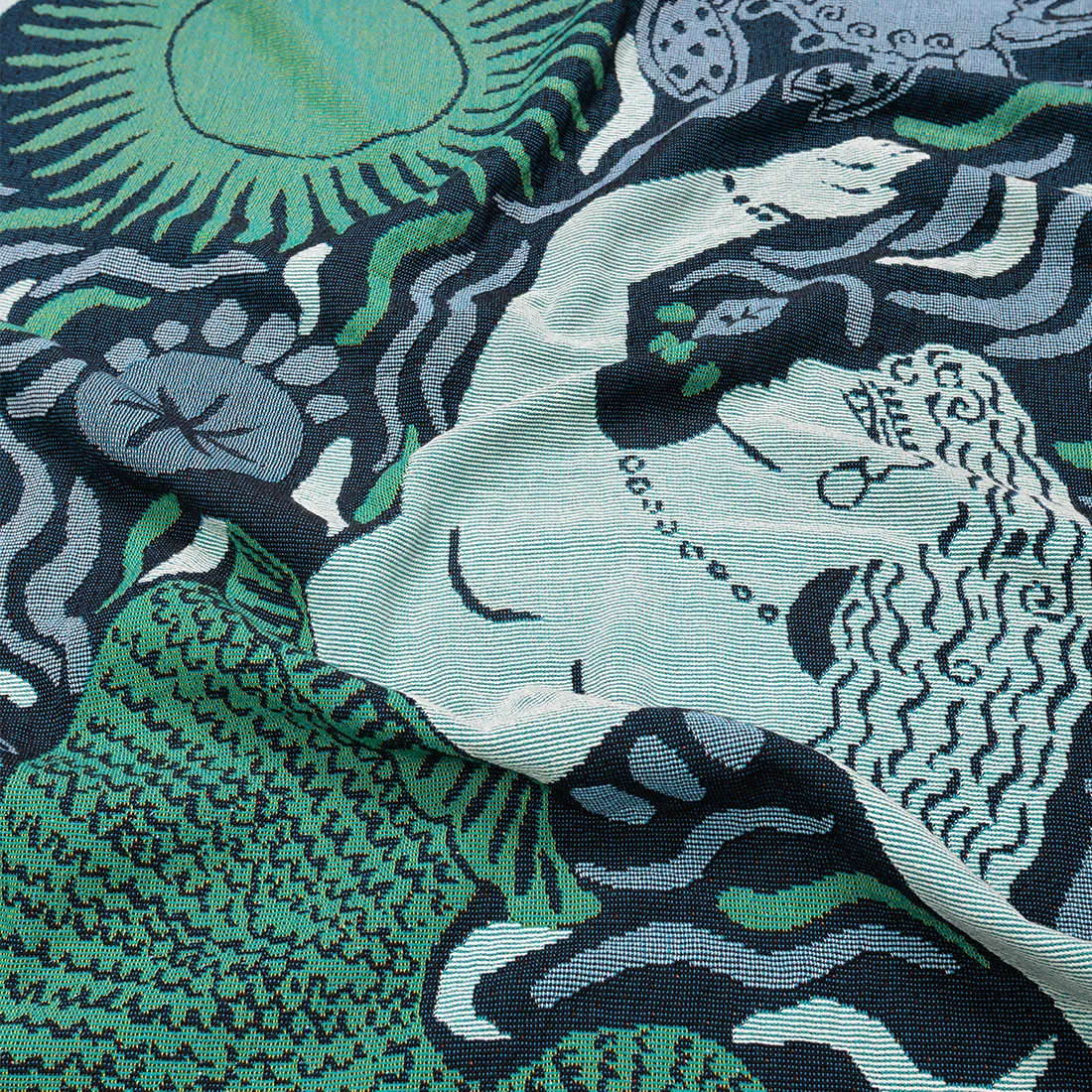 Mythos Throw - Slowdown Studio